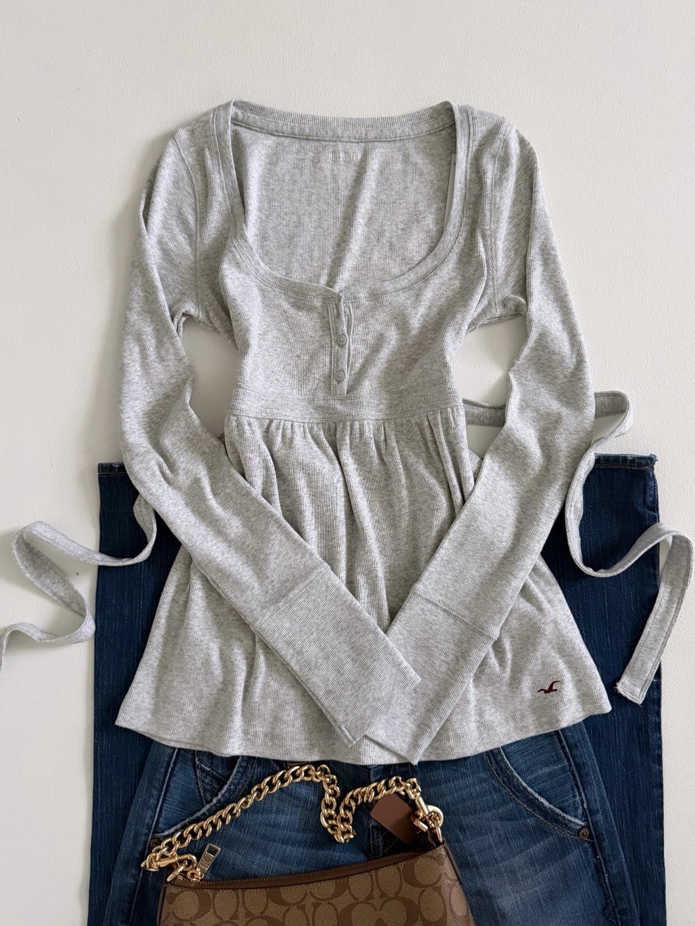 Hollister Heather Gray Long Sleeve Scoop-Neck Peplum Top